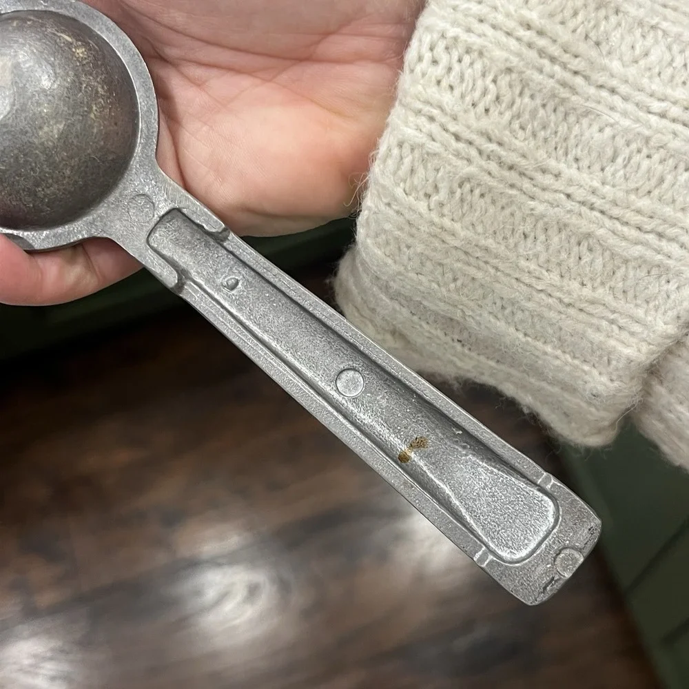 Vintage Ra Chand Citrus Hand Juicer Aluminum‎ Heavy Duty Manual Press Mexico